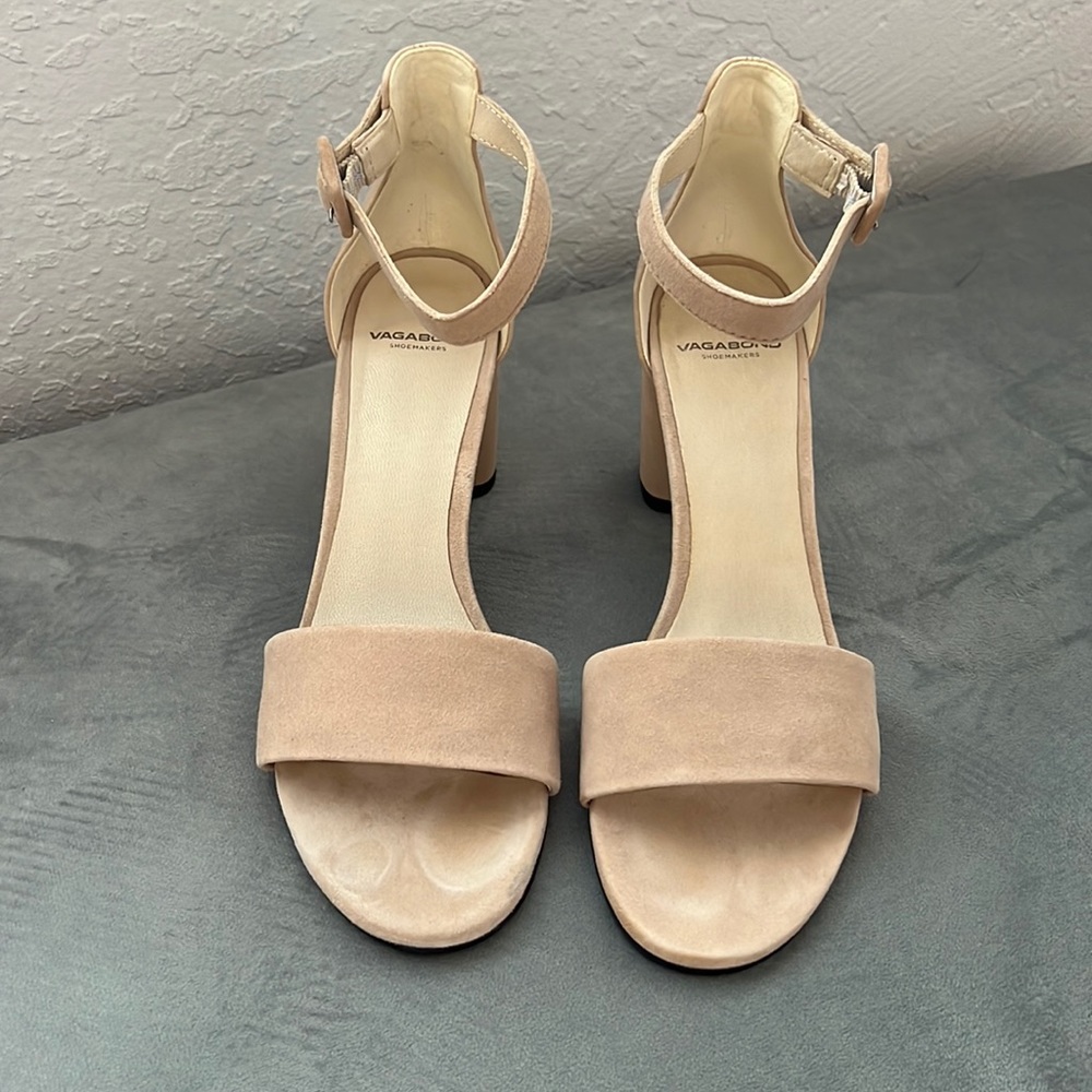 Vagabond Block heels NWOT